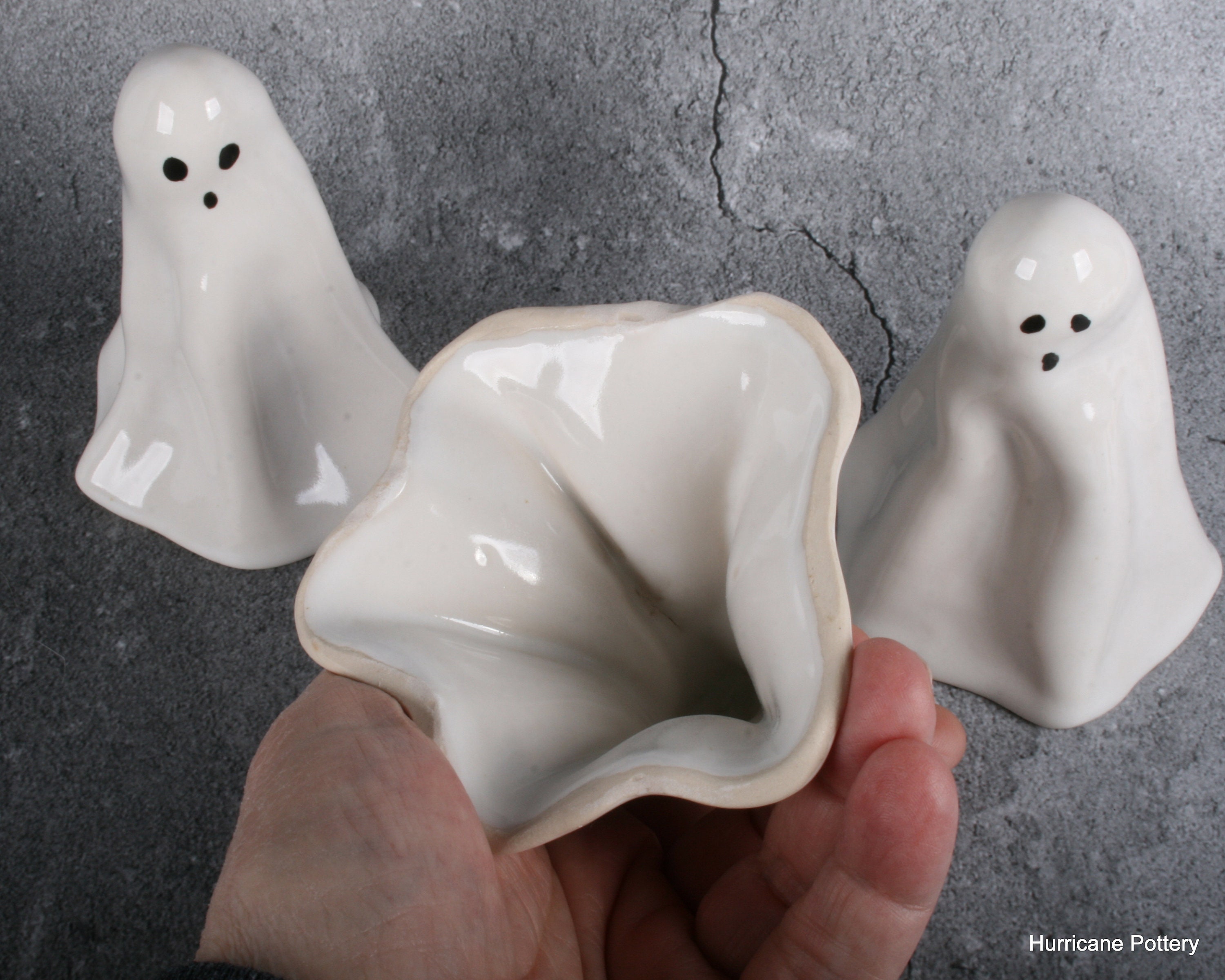 ONE Medium White Ceramic Ghost. RTS. Spooky Ghost Family