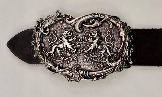 Double Dragon Belt Buckle with English Bridle Leather Belt