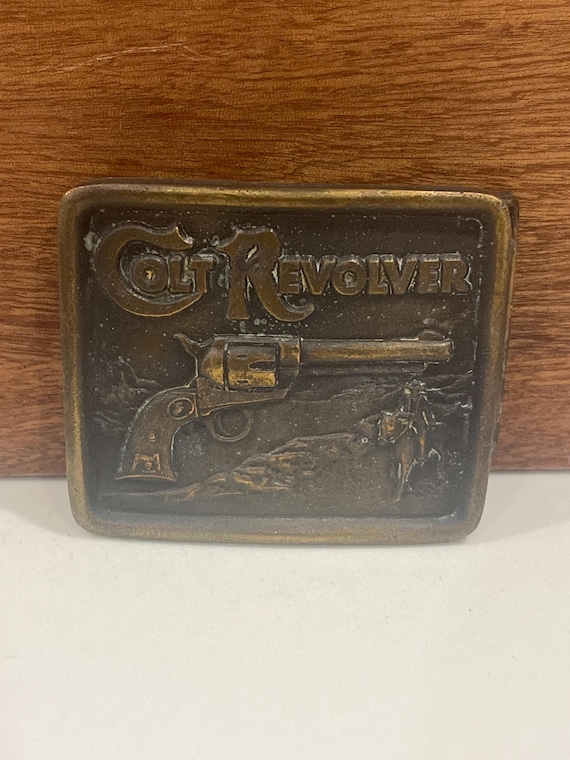 Vintage Colt Revolver Belt Buckle 1976 Indian Metal Craft XR79 | Western Cowboy Buckle | Americana Collector Belt Buckle | Brass Tone Colt