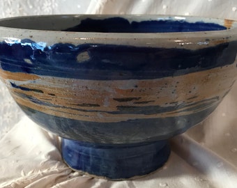 blue and white serving bowl