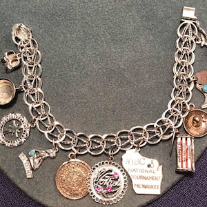 Charm Bracelet vintage 1960s/70s Travel LIFE Sterling Silver 11 Charms Aztec Calendar 925 vintage