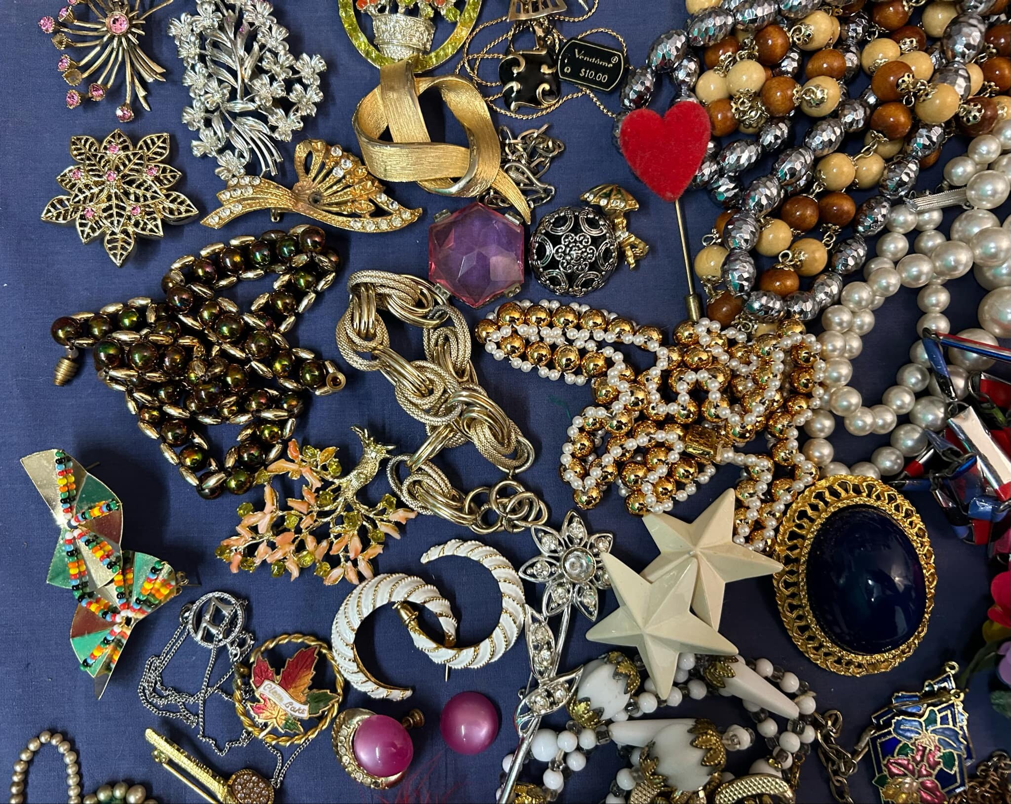 Lot De Bijoux Vintage Clips Fantaisie - Nacre, Métaux Divers - Occasion à Nettoyer