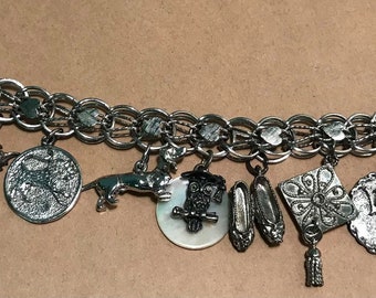 Bettelarmband Sterling Silber 1960er/70er 925 vintage Eule Dackel Theater Dudelpfeifen Graduierten Distel Ballerina Leo 11 Charms