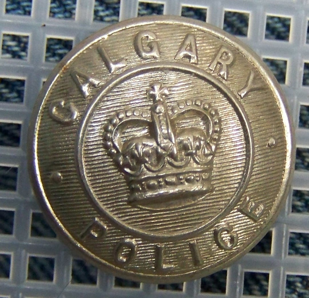 Calgary Police Force Button Uniform Suit Coat/jacket Button - Queen's ...