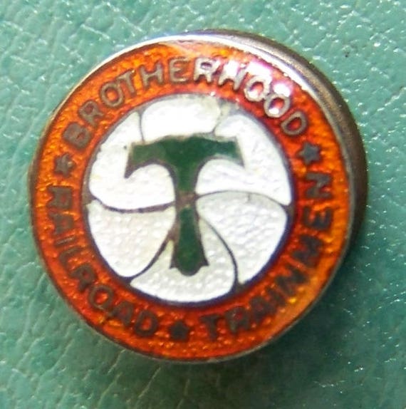 Brotherhood of Railroad Trainmen enameled pin Vin… - image 1