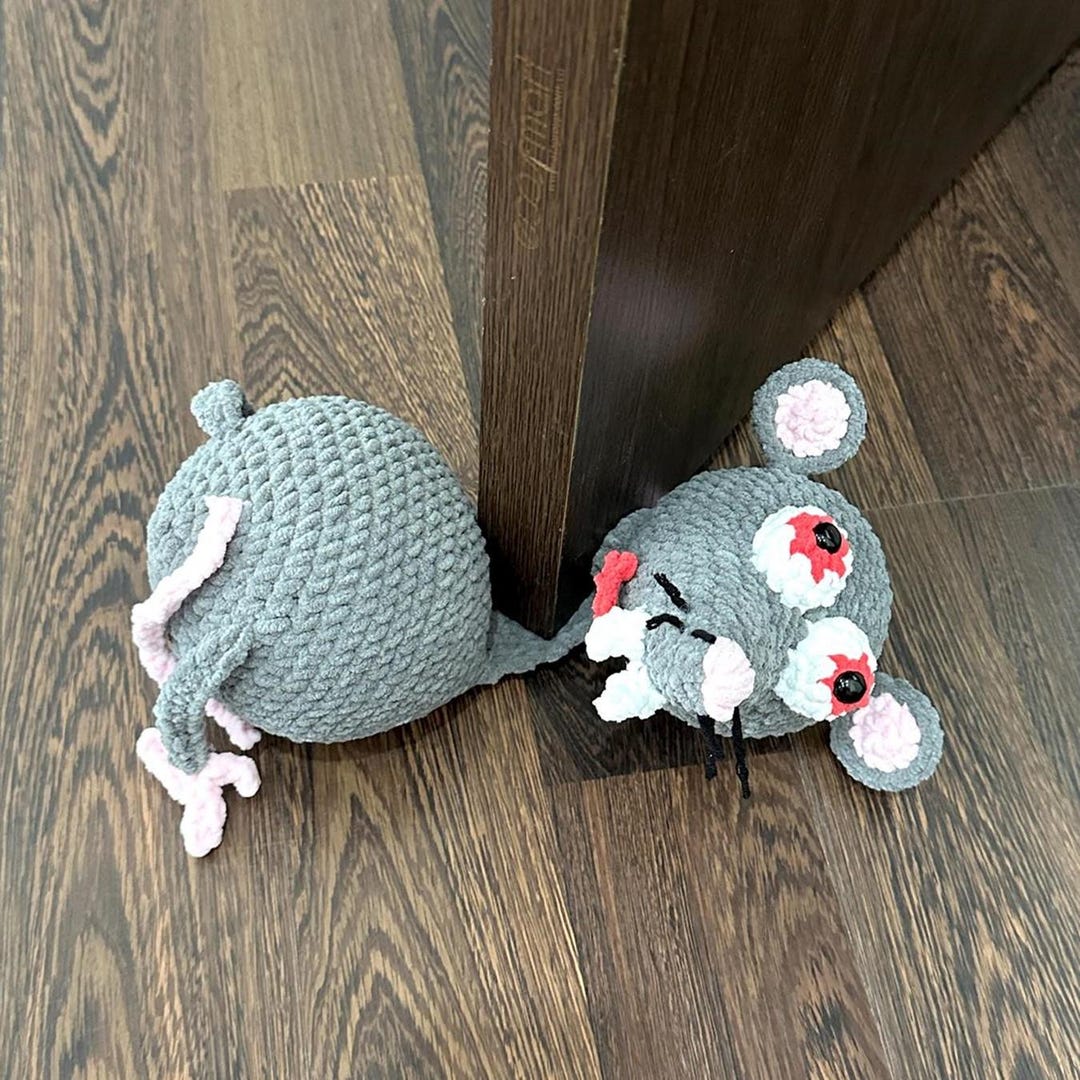 Rat Door Stop Crochet Pattern, Easy Crochet Rat Amigurumi, Door Stopper ...