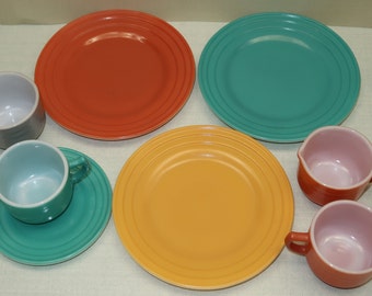 Vtg Moderntone Platonite Hazel Atlas 8 Piece Childs Toy Little Hostess Dish Set