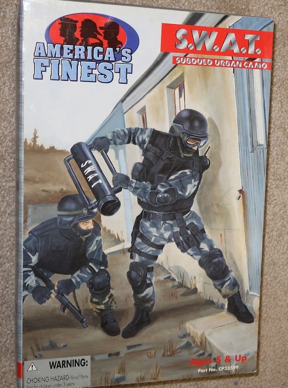 【本物保証】 America's Finest, Figure Action Camo Urban Subdued S.W.A.T. G.I.ジョー