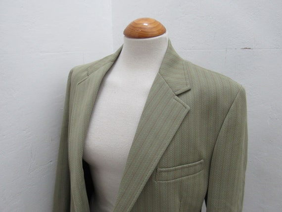 Pale Green Striped Trevira 2000  1970s Vintage Ja… - image 10