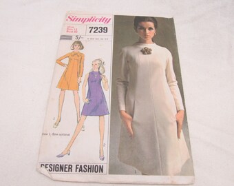 Original 1960's Vintage Simplicity 7239 Ladies Dress Pattern