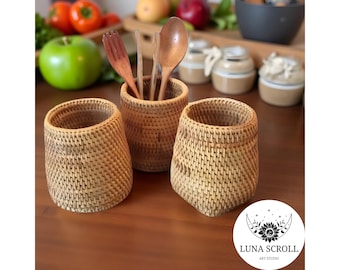Handmade Rattan Utensil Organizer • Kitchen Tableware Storage Basket with Lid • Rustic Cutlery Box for Spoons Forks Knives & Chopsticks