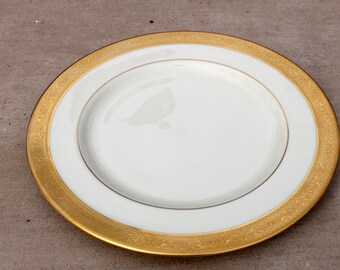 Lenox Cinderella Old Fine China Dinner Plate 10 78 V308 Discontinued Gold Edge