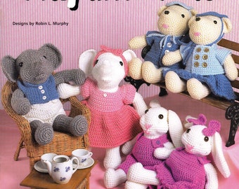 Crochet Playtime Pets Bears Rabbits Elephants Pigs Ducks Mice Cows Craft Pattern Leaflet 101090