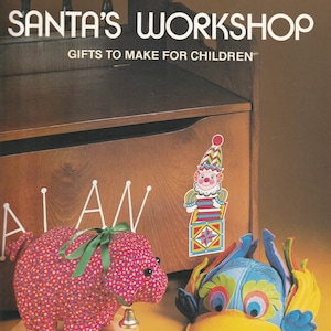 Santa's Workshop Gifts to Make for Children Sewing Puppets Checker Set Mittens Stockings Craft Pattern Book