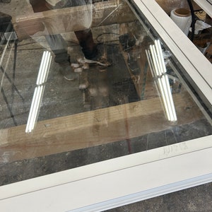 Casement window,  white  aluminum window with screen, size: 32” X 53” . Custom sizes and finishes available upon request. Local pickup only