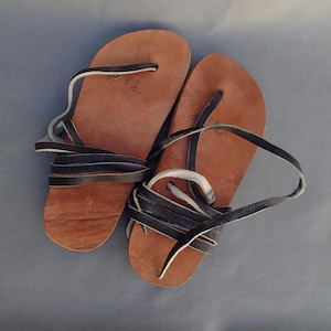 huaraches de tres puntadas