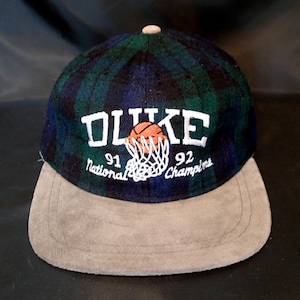 Ungetragene VintageDuke Blue Devils B2B Champs Strapback Cap, Wildleder Schirm, mit Etikett