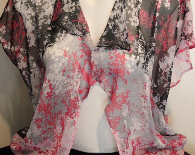 Ladies' Sheer Pink Black & White Coverlet
