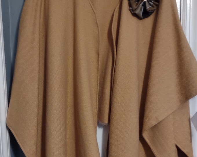 Gold Wool Wrap