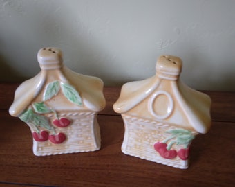 Royal Worcester Salt and Pepper Shakers Made in Portugal Evesham Orchard Pattern Collectibles