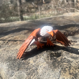 Majestic Poseable Bald Eagle Sculpture, 3D Printed Art Figurine for Wildlife Lovers, Nature-Inspired Decor, Unique Handmade Gift