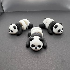Adorable Mini Panda Figurine, 3D Printed Keychain Gift for Panda Lovers, Cute Desk or Bag Accessory, Tiny Collectible Bear Toy Keychain