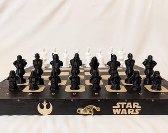 その他 STAR WARS EPSODE1 CHESS SET Vintage Star Wars Episode 1 Large Chess Set with Folding Board