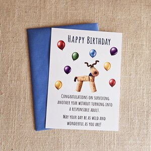 Carte de joyeux anniversaire numérique imprimable drôle, pour tout le monde, femme, mari, ami, buvant du vin, carte de voeux 5 x 7, enveloppe imprimable