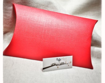 10 pillow cases - red