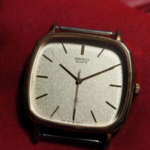 Vintage Seiko Quartz TV Square Tank Gold Plated 5931 5470 Golden Snowflake Dial Sept 1983 JDM