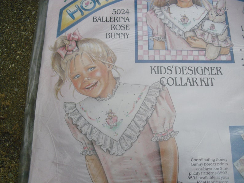 Vintage Daisy Kingdom Kid/'s Designer Collar Kit Ballerina Rose Bunny Honey Bunny Pattern #5024