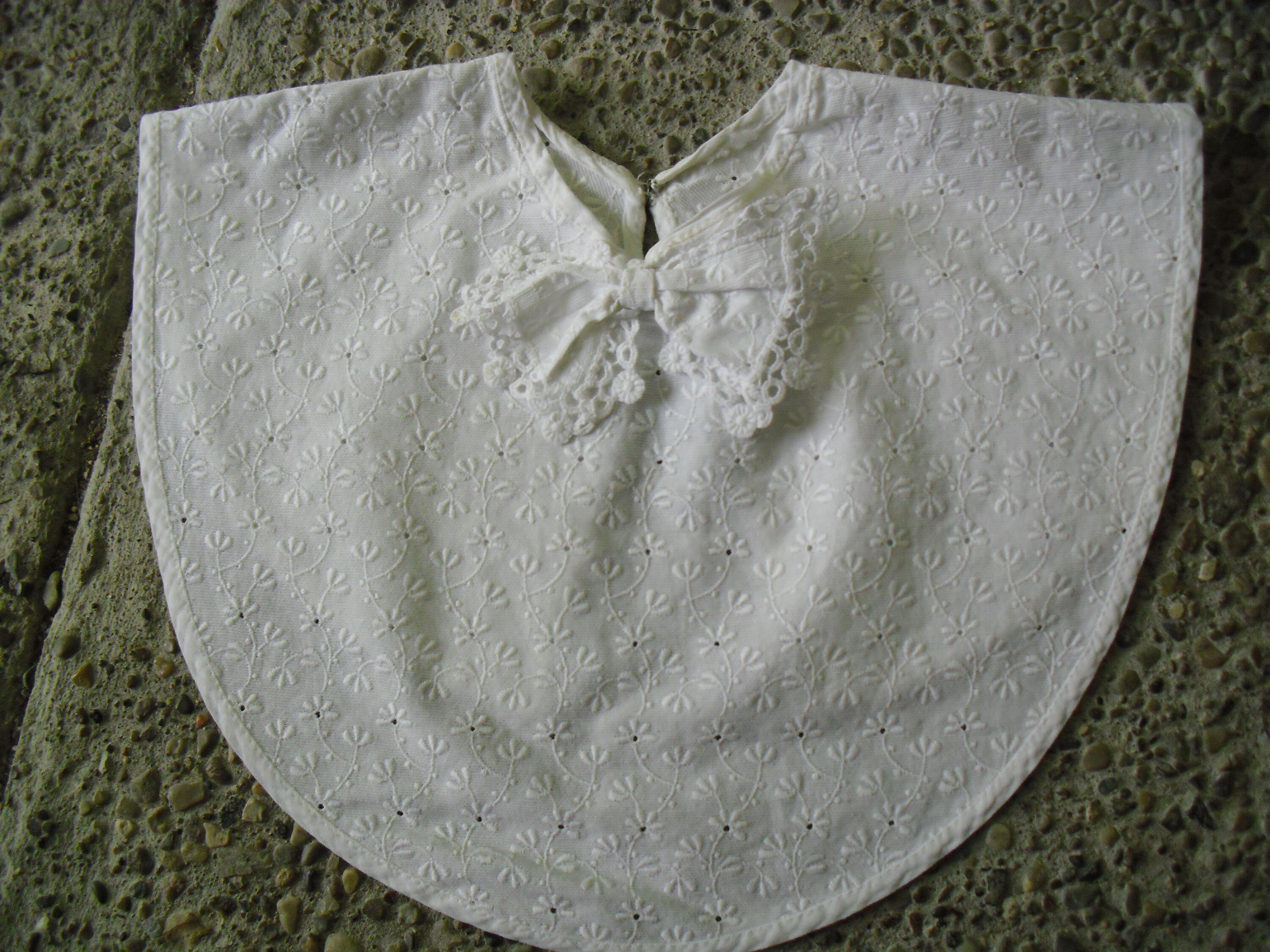 Detachable White Eyelet Fashion Collar - Etsy