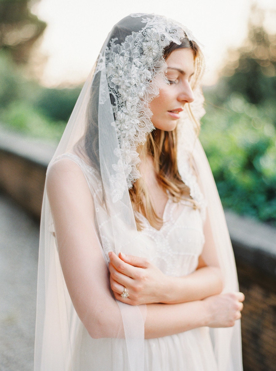 Bridal Veil LaceVeil Mantilla Veil Lace Crystal beaded | Etsy