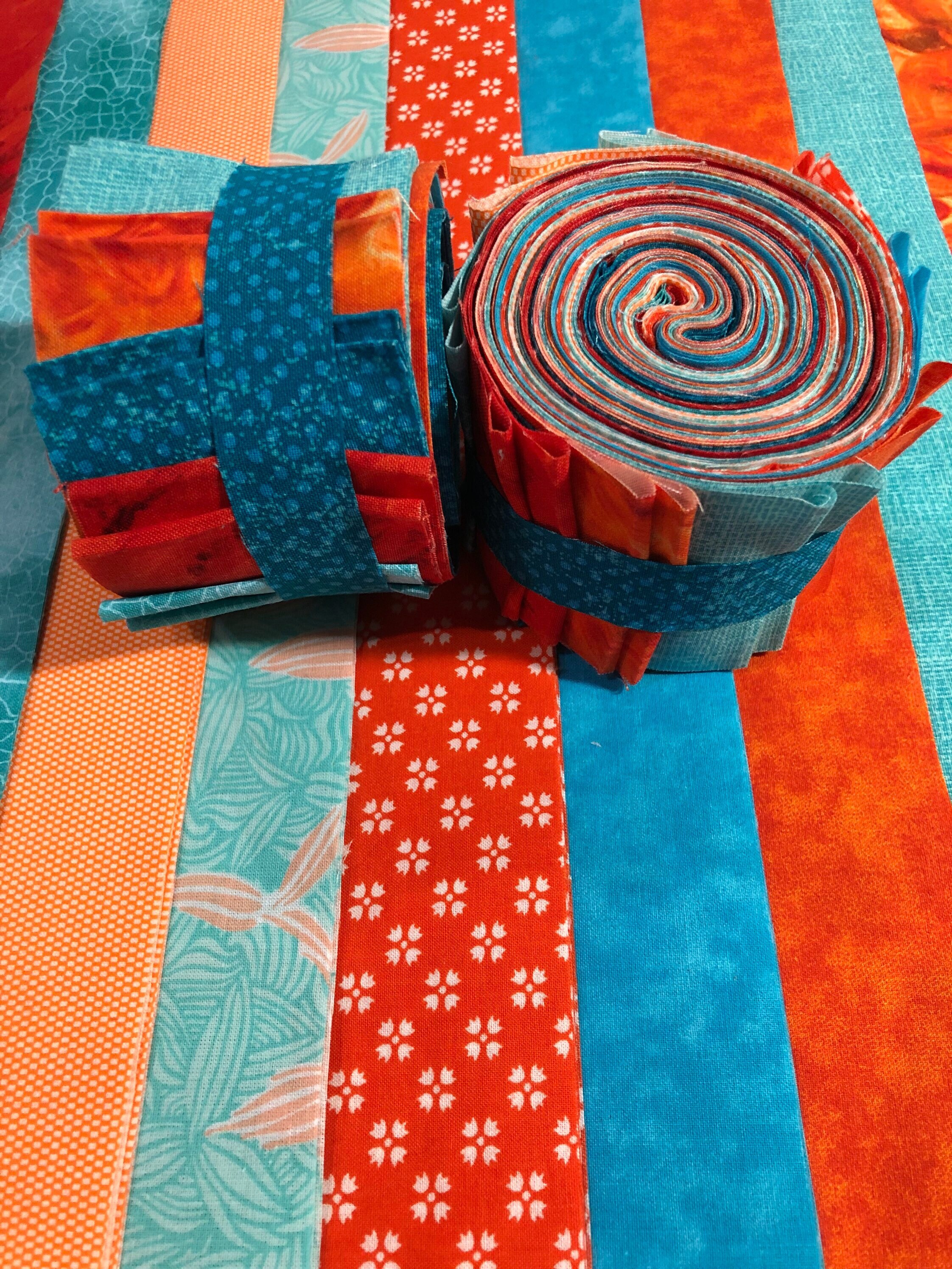 Aqua & Orange Jelly Roll Quilt Tiras de tela SEW FUN QUILTS Etsy España