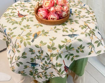 Retro Bird & Flower Tablecloth: Ruffled Polyester-Cotton Cover