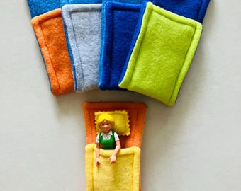 Dollhouse Sleeping Bag and Pillow Set  Double fleece
