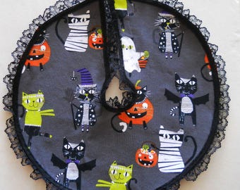 Halloween Tree Skirt Cats In Costumes 15" For Mini Table Top Tree