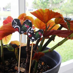 Flower Pot Decor Hearts