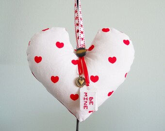 Valentine Heart With Gift Card Pocket White and Red  5 1/2" by 6"