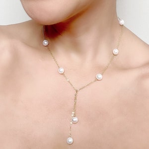 Dainty Baroque Pearl Lariat, Wedding Y Necklace, June Birthstone, Bridal Pearl Drop, Gift for Her image 1