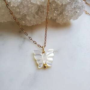Dainty Mother of Pearl Butterfly Pendant Necklace, Tiny Butterfly Charm, Bridal Gift for Her image 2