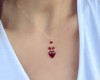 Minimal Heart Necklace, Delicate Heart Jewelry, January Birthstone, Bridal and Bridesmaid Gift