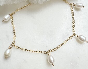 Dainty Pearl Bracelet, June Birthstone, Minimalist Pearl Bracelet, Bridal Gift for Her