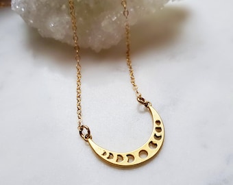 Dainty Crescent Moon Necklace, Celestial Jewelry, Gold Horse Shoe Pendant, Gift for Her