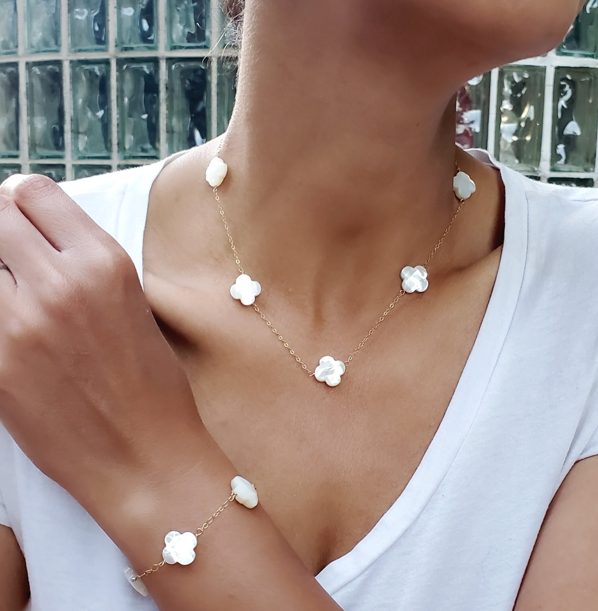 Pearl Four Leaf Clover Necklace 