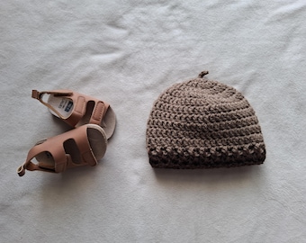 Acorn Hat Crochet Pattern | Ribbed Brim Baby Beanie (PDF Pattern 0-24 Months)