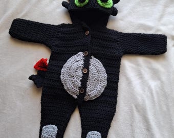 Toothless Sleeper Crochet Pattern 0-3 Months | Night Fury Hooded Pajamas | HTTYD Inspired | Beginner Friendly PDF
