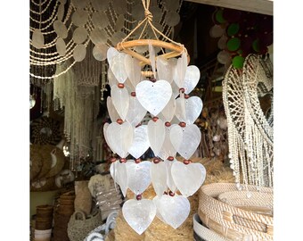 thumbnail image 2 of BESTonZON Shell Wind Chime Hanging Decoration With Clear 2 of 13