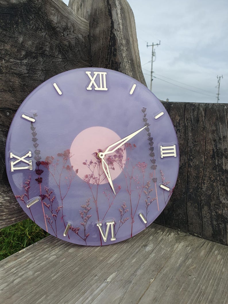 Unique Wall Clock with Real Flowers – Handmade Resin Art – Best Gift for Mom – Floral Cottagecore Home Decor image 3