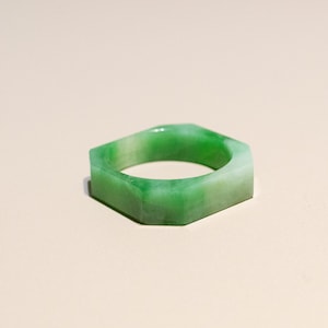Natürliche Typ A Imperial Grün Jade Ring Größe US 8,5